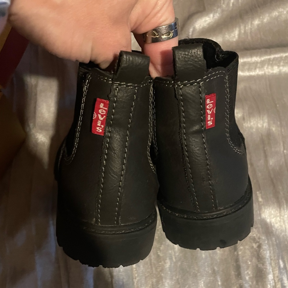 Only worn 3 times!